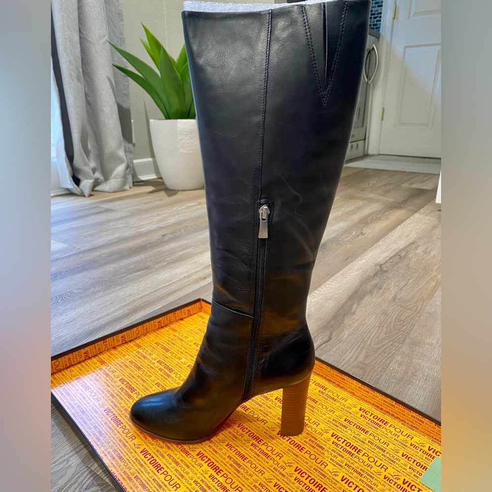 Pour La Victoire Black Full Leather Heeled Boots, size 8.5M - Picture 5 of 9